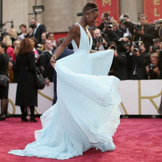 Lupita-Nyongo-Light-Blue-Prada-Dress-Oscars-2014